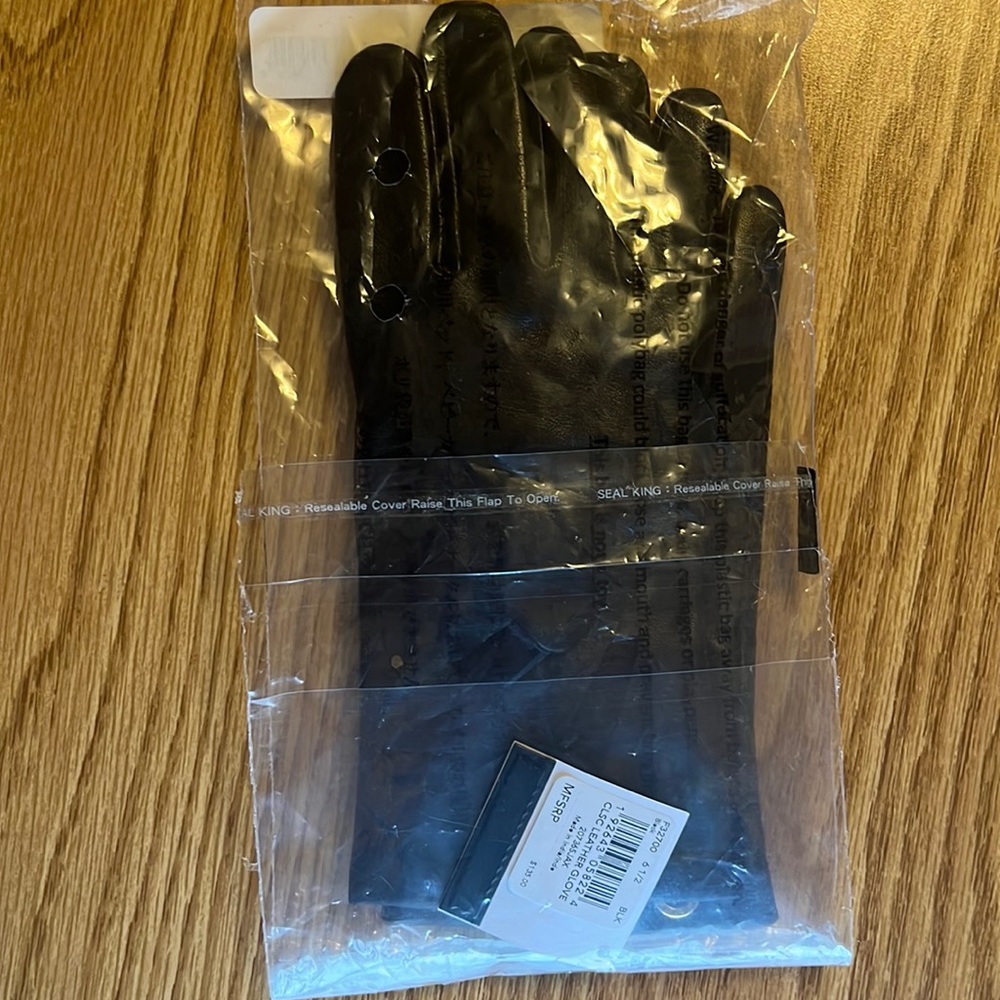 Coach classic leather black gloves size 6 1/2